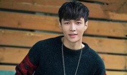 张艺兴韩国爆料视频,娱乐圈幕后真相大曝光