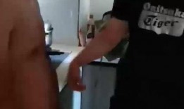 娱乐吃瓜酱男子分娩,男子分娩奇闻，揭秘性别认知边界