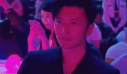 台下老板吃瓜视频大全免费观看,免费观看台下精彩瞬间